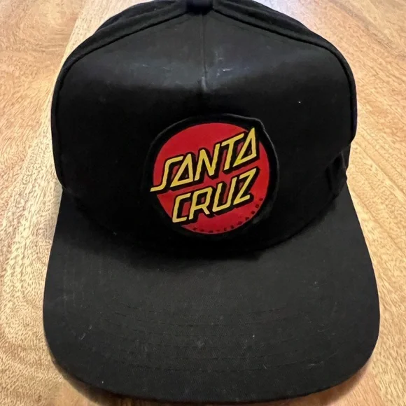 Santa Cruz Skateboards Black and Red Cap Hat Snap Back CLEAN 100% Cotton - Picture 7 of 9